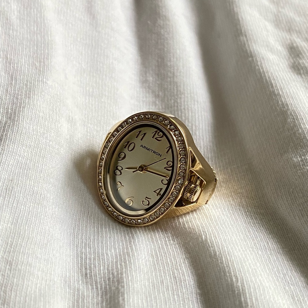 Classy Chic Luxury **Ring Watch** Working - image 4